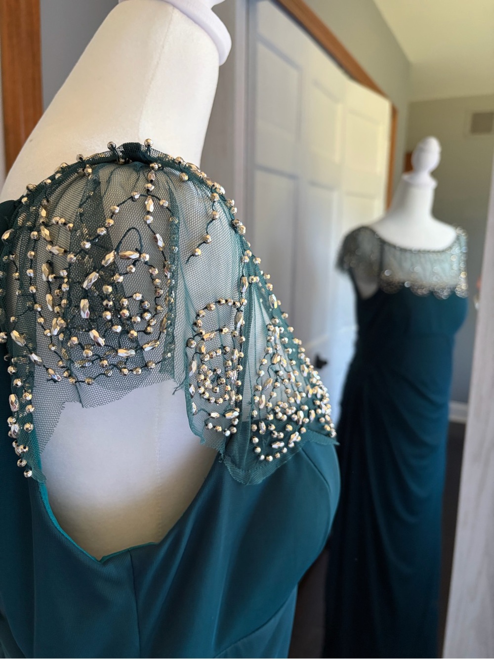 DJ-JAZ Embellished Teal Green Maxi Evening Dress with Scalloped BeadedYoke SZ 12 - Picture 3 of 12